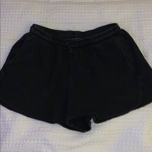 Brandy Melville shorts!